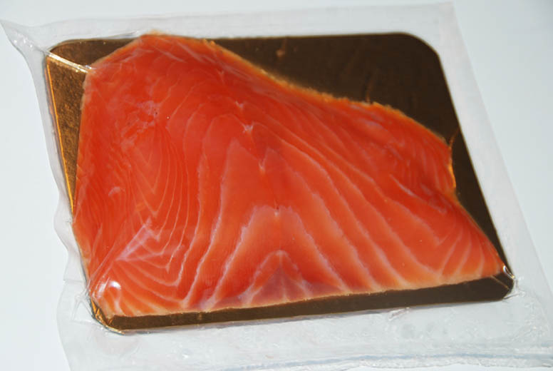 Smoked Salmon fillet sliced 200g vacuum chilled/frozen